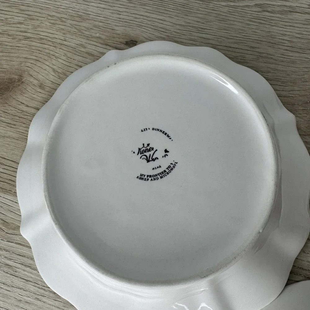 Pioneer Woman Paige Linen White Soup Pasta Bowls Set of 3‎ Beaded Scalloped